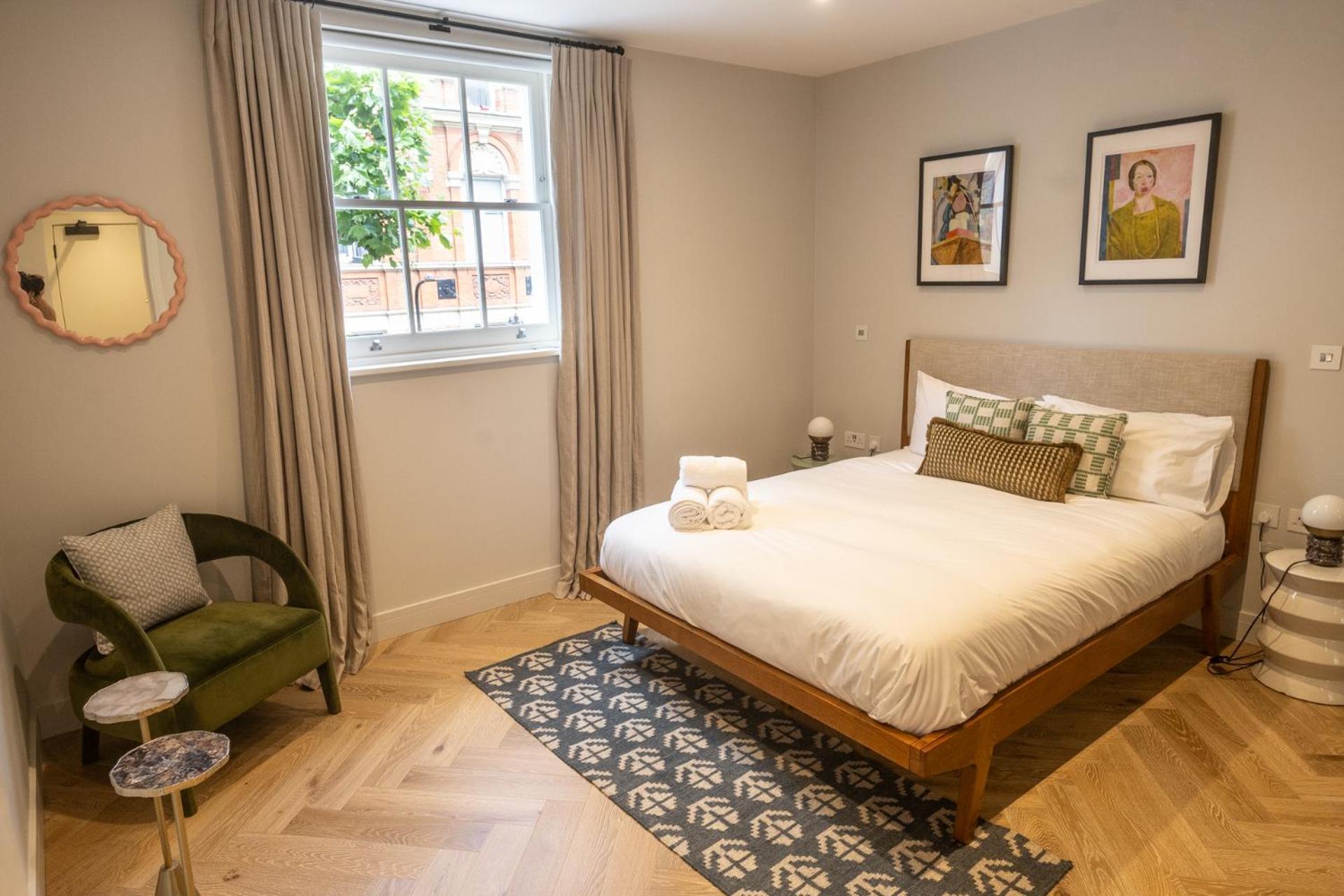 Modern, Stylish Newly Refurbished 2Nd Floor Apartment In Fitzrovia London Bagian luar foto